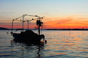 IGOUMENITSA-FISHING-BOAT.jpg