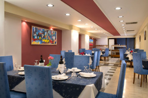 Restaurant4.jpg